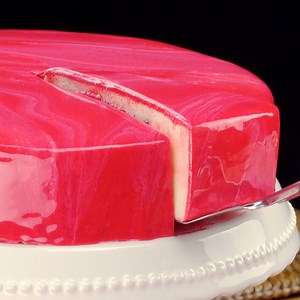 You'll be able to see yourself eating this delicious cake... quite literally! 😮 😋👌 Full instructions in the description: https://www.youtube.com/watch?v=4yTOntqKfTY&feature=youtu.be | Scrumdiddlyumptious