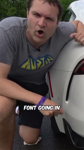 Supra Keeps Original 90s Font