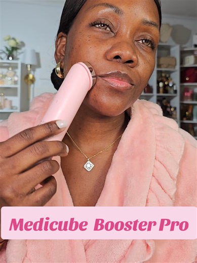 Medicube booster pro con cabeza de oso @medicube global #medicube #medicubepro #boosterpro #skincare
