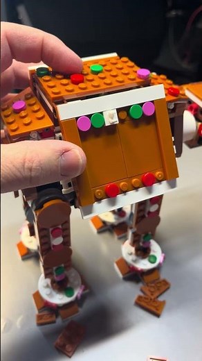 Candy Canes + Star Wars?! LEGO Gingerbread AT-AT 🍬🦵