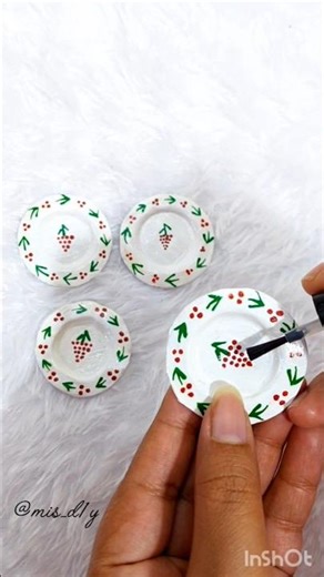 How to make miniature Plates 🍽️#diy #shorts #miniature #clayart #viralshort #trending #craft