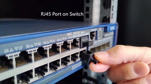 RJ45 Dust Covers Caps Ethernet LAN Port Protector Suitable for Network Swticher/ Router/ Hub/ Cards/ Computer /Copper Transceiver Module Silicone 100pcs/pack