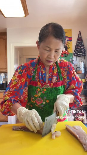 Cambodian Fish Amok អាម៉ុកត្រី x correction 👉ហហ្មុកត្រី✅ Ingredients: 10 ounces Striped bass fillet or catfish fillet. Lemongrass Paste Ingredients : 1 stalk lemongrass thinly sliced. 4 kaffir lime leave. 10 cloves garlic. A few slices turmeric root. A few slices Galangal root. 1 shallot. 3 California dried chili pod. 1 tsp fermented shrimp paste. Blend into a fine paste. 👉Add: 1 palm sugar. 1/2 tbsp chicken bouillon powder. 1 tsp fish sauce. 1 egg. 1/4 cup coconut milk mix to combine. Combine