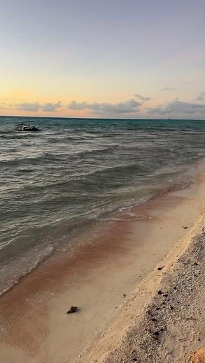 Pink Sand Sunset in Le Tikehau, French Polynesia 🇵🇫 | Paradise on Earth