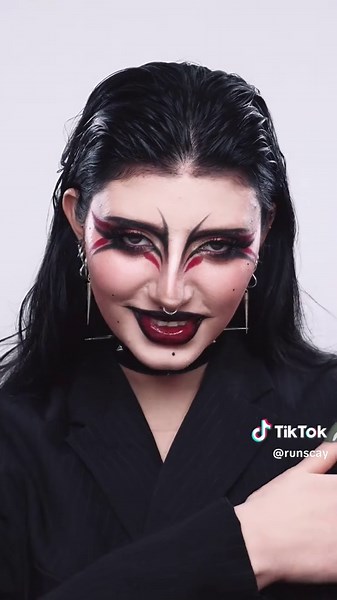 Stunning Black and Red Makeup Transformation Ideas