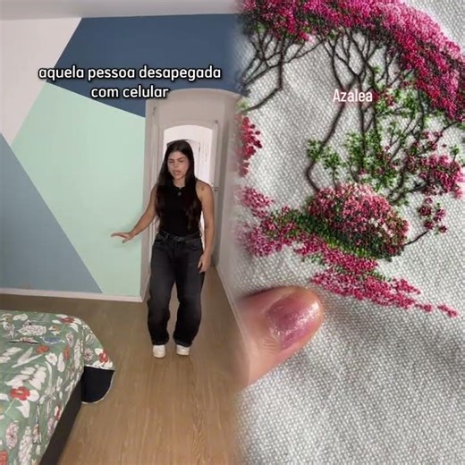 Ela nem aí se o celular tá sumido ou se tá estatelado no chão KKK Mas com a durabilidade titânica do