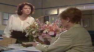 Watch As Time Goes By Season 1 Episode 5 - Relationships