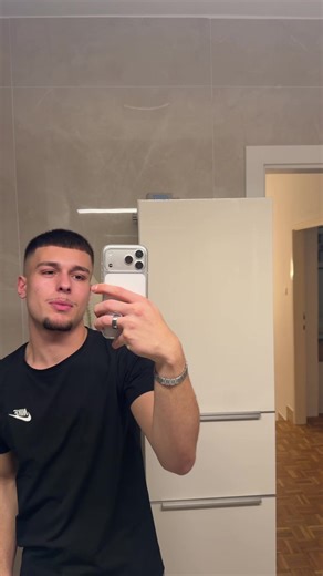 𝚈𝙾𝚁𝙶𝙾 (@yorgoyow)’s videos with Mala - Rasta & Coby