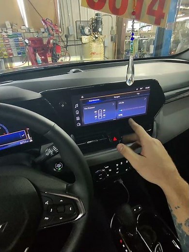 2025 chevy trailblazer oil life reset #cars #automotivetools #automobile #mechanic #oilchange