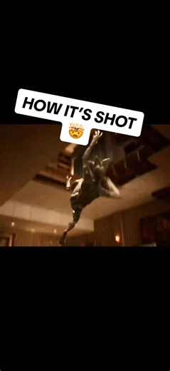 EXPECTATION: Demogorgon stunt REALITY: wait for it Had a great time on Stranger Things doing creature work. Some of these behind-the-scenes clips show you what it’s really like on set Want to see more? Drop a 😈 @Stranger Things #strangerthings #netflix #stuntlife #onset #behindthescenes