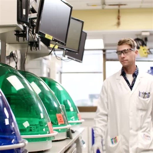 Advanced diagnostics require innovative precision. Learn how Mayo Clinic Laboratories uses leading-edge approaches for specimens like Joy Carol's in our “Life of a Specimen” video series. https://bit.ly/4hRMhGm | Mayo Clinic Laboratories