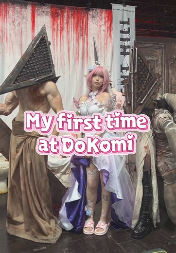 Friday!~ The next mini vlog will be out tomorrow! 💗 Everyone who was in the video: @chris | @𝑀𝒾𝓀𝒶 ☾ ｜DOKOMI | @yadori | @frozam | @hiinaa.cos | @⋆｡‧˚ʚ 🍰 ɞ˚‧｡⋆ | @Ari | @Gale | @KNITE | #dokomi #dokomi2026 #cosplay #honkaistarrail