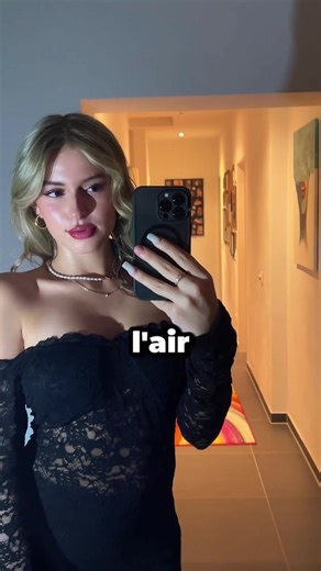 Aspect différemment en photo vs miroir