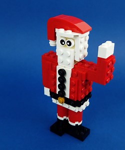 Custom LEGO Santa by Tiago Catarino https://bit.ly/TiagoCatarino_Youtube | Beyond the Brick