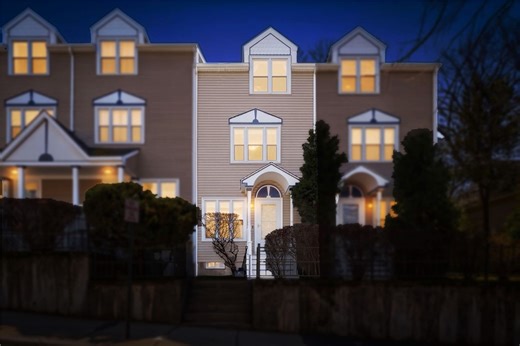 91 Evergreen St, Providence, RI 02906 - MLS 1411016 - Coldwell Banker