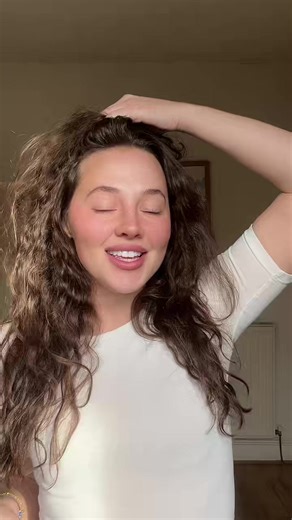 Emily Paris (@emilylparis)’s videos with sweet boy x okay - Sir Malcolm Tott | Fan Account