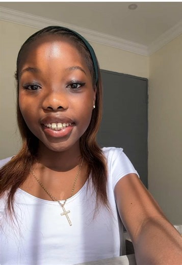 Creative iOS Lock Screen Ideas and Inspirations