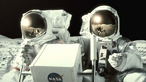 Apollo 18 - Apollo 18 | Stream Free