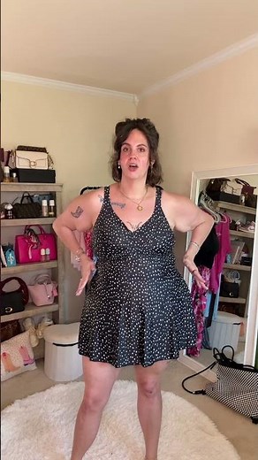 This plus size swimsuit is make my curves POP