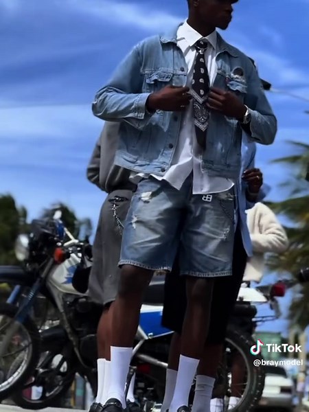Sa se pasa pasa🔥😂yo@Snake_king558 #CapCut #outfit #fyp #braymodel #fashion @Smart picture photography @thenobleroby @FEDO_G @SOLO FASHION @FRANÇOIS🦁FASHION👑 CEO🐐 @Duo Model 💯
