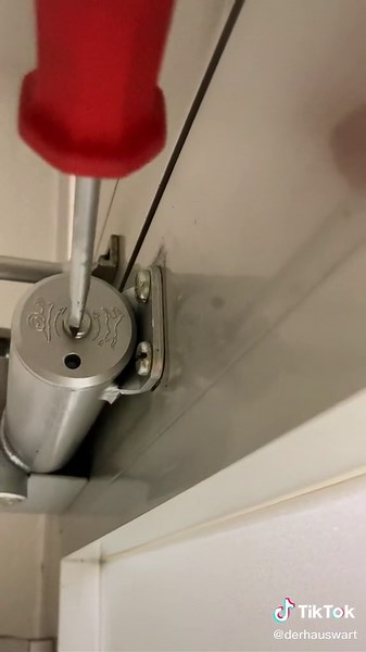 Türschliesser richtig einstellen für beste Ergebnisse