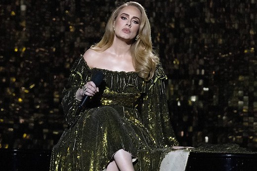 Adele fête ses 35 ans : Poids, couple, vie privée, ses secrets de beauté, chansons... Tout savoir sur la diva !
