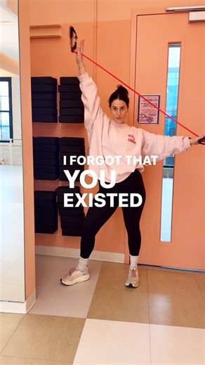 Yes Honey Studio on Instagram: "3 changes to sweat in Yoga Sculpt w/ Bitsy comin’ at ya! Yoga Sculpt is an 🍑 kicking workout, including elements of yoga. HIIT training, strength training and mobility! Sat 1/17 8:15am Yoga Sculpt- Pop Icons (Jenny’s bday class) Monday 1/19 12pm Noon- Yoga Sculpt/MOVE fusion WITH SAM @danceyyancey Tuesday 1/20 4:30pm Yoga Sculpt Express - 00’s Pop Link in bio to register!"