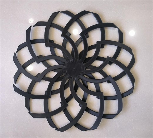 Kinetice Sculpture V3