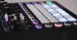 Video: Novation Circuit Mono Station Demo