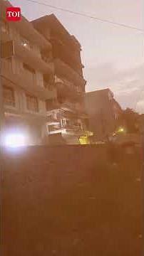 Watch: Dramatic Video Shows Exact Moment Saket Building Crashes To Ground, Bystanders Flee #Saket