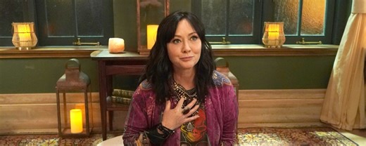 Remember When: Shannen Doherty Sang “Stop” in the Iconic Campy Film ‘Friends Til the End'