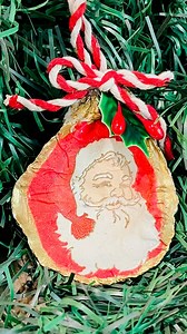 3.8K views · 31 reactions | Oyster shell ornaments.., full tutorial https://www.facebook.com/madebayoucrafts/videos/540758598662602/?app=fbl #explorereels #madebayou #CraftingJoy #diychristmasdecor #crafting #diyideas #craftingismytherapy #diyhomedecor #ChristmasCrafts #oystershells #diy #diycraft #diytutorial | Made Bayou | Facebook