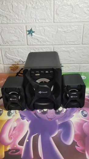 ➤ Spesifikasi: • Brand : KISONLI • Model : U-2500BT • Power Output : 5W 3W X 2 • SNR : 65 dB • Frequency : 20Hz - 18KHz • Voltage USB : 5V • Function : BT,U disk,FM,TF,AUX,Remote control • Speaker : System USB 2.1 speaker • Product size : 10*13*13.2cm(Main), 6.5*7*8cm(Size*2) • Net weight : 0.57kg ➤ Keunggulan: ✓ 2.1 sound channel desktop speaker ✓ Subwoofer ✓ 5V USB powered ✓ Dengan tombol Push Button Switch ✓ Sangat mudah untuk mengatur volume dan ganti mode ✓ Mendukung jenis perangkat output