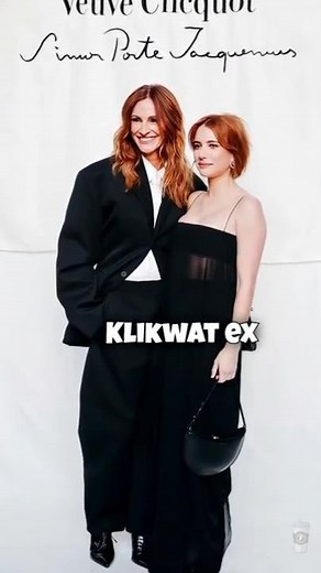 Julia Roberts & Emma Roberts Reunite on the Red Carpet in NYC ✨🥂