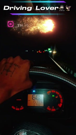 driving Lover❤️‍🩹✨#pubilc #love #driver #trendingshorts