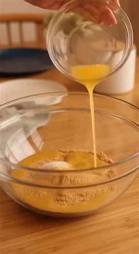 NO-BAKE LEMON CREAM SQUARES 🍋🍰 If you love lemon desserts, this one is dangerous 🍋 Cool, creamy lemon squares with a buttery cookie crust and a bright citrus flavor, perfect for a refreshing make-ahead dessert. INGREDIENTS ✨ A smooth lemon cream filling layered over a crisp graham cracker base with a light, tangy finish. Ingredients: • 7 ounces graham crackers, finely crushed • 5 tablespoons unsalted butter, melted • 8 ounces cream cheese, softened • 1/2 cup powdered sugar • 1 tablespoon lemo