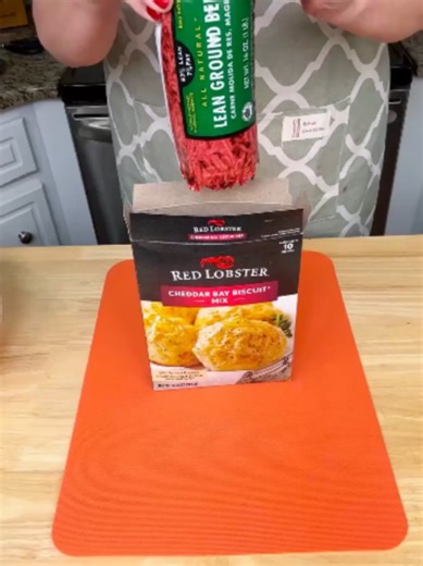 Easy Garlic Cheeseburger Bites & Banana Pudding Brownies