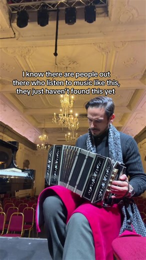 Emocionante Noctilune No.1 de Claudio Constantini