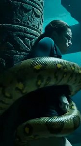 Anaconda Attack Underwater: Jane vs Coils #shorts #jane #snake