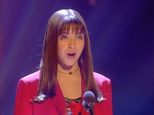 夏洛蒂·澈奇(Charlotte Church)     My Lagan Love (Live from Brixton Academy) 480P(标清)