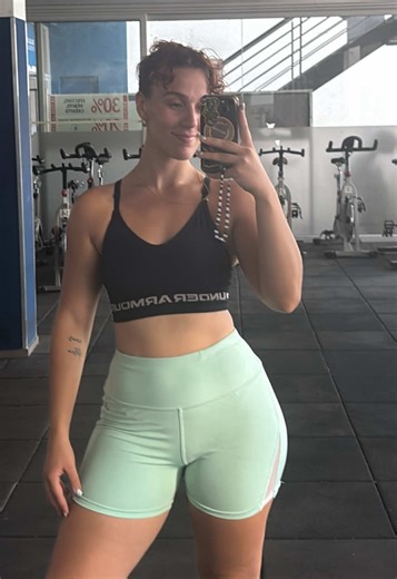 Outfits Deportivos y Estilos para Mujeres