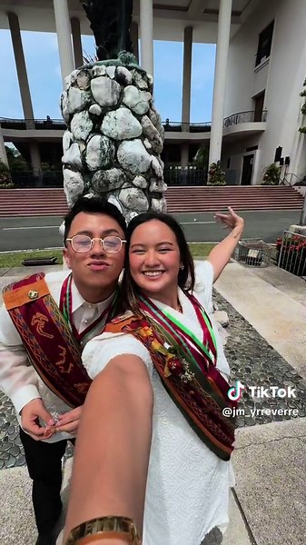 Juggling Multiple Roles: From Dancer to Cum Laude