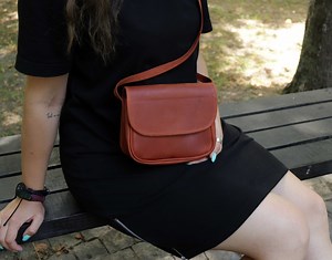 Handmade Leather Saddle Bag: Engraved Crossbody Purse, Crazy Horse Leather Vintage Shoulder Small Satchel - Etsy UK