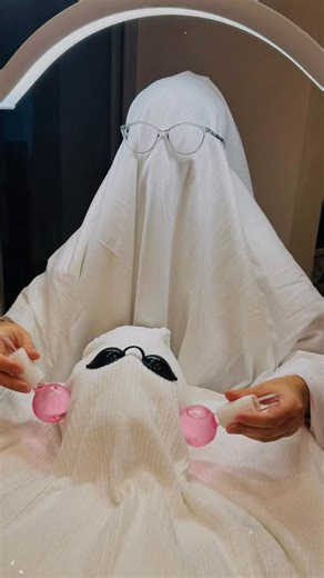 Even witches need a spa day. 慄‍♀️ Let our herbal magic work its spell - no broom required. ✨ | Viet Spa & Lash House | Facebook