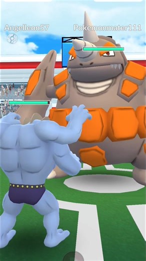 Machamp vs Rhyperior pokemon go.