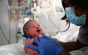 How fetuses learn to ‘talk’ while they’re still in the womb | Aeon Essays