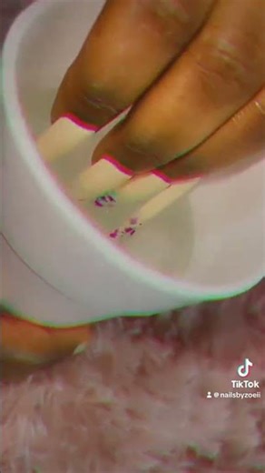 Color changing polish/press-on