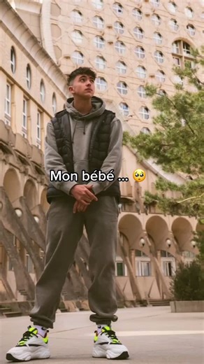 Saison 2 épisode 103 #pourtoi #couple #teamcroutons #chambre #sushi #salledebain #foryoupage #histoire #pov