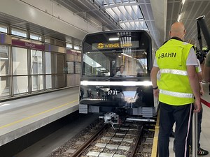 Immer mehr Garnituren: Neuer X-Wagen jetzt auch als U2 in Wien unterwegs