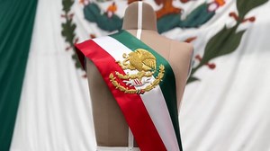 Así es la banda presidencial 2025 para Claudia Sheinbaum; primera mujer Presidenta en dar el grito de Independencia
